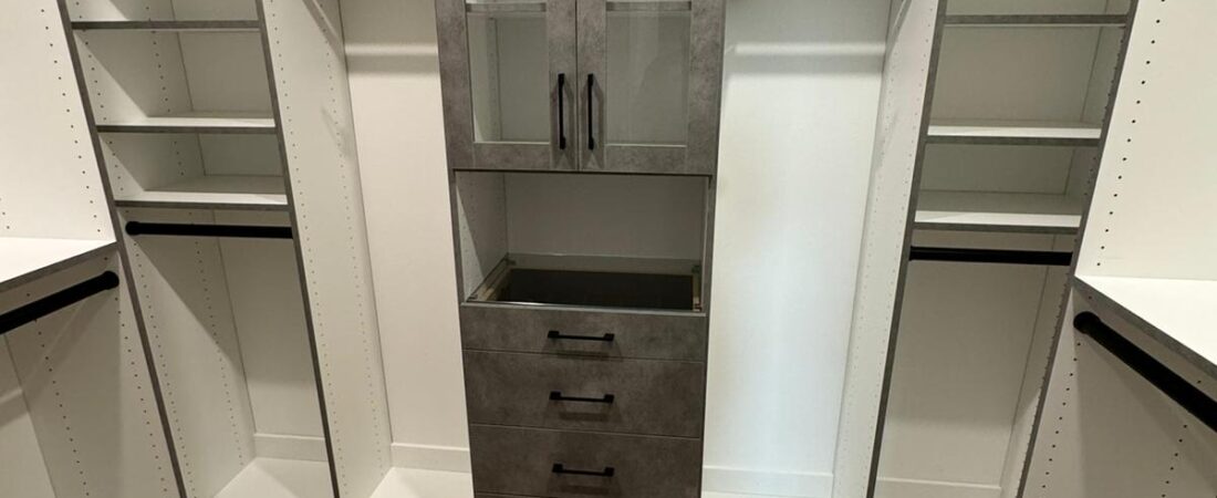 Pull-Out vs Fixed Shelves: Complete Guide for NJ Homeowners