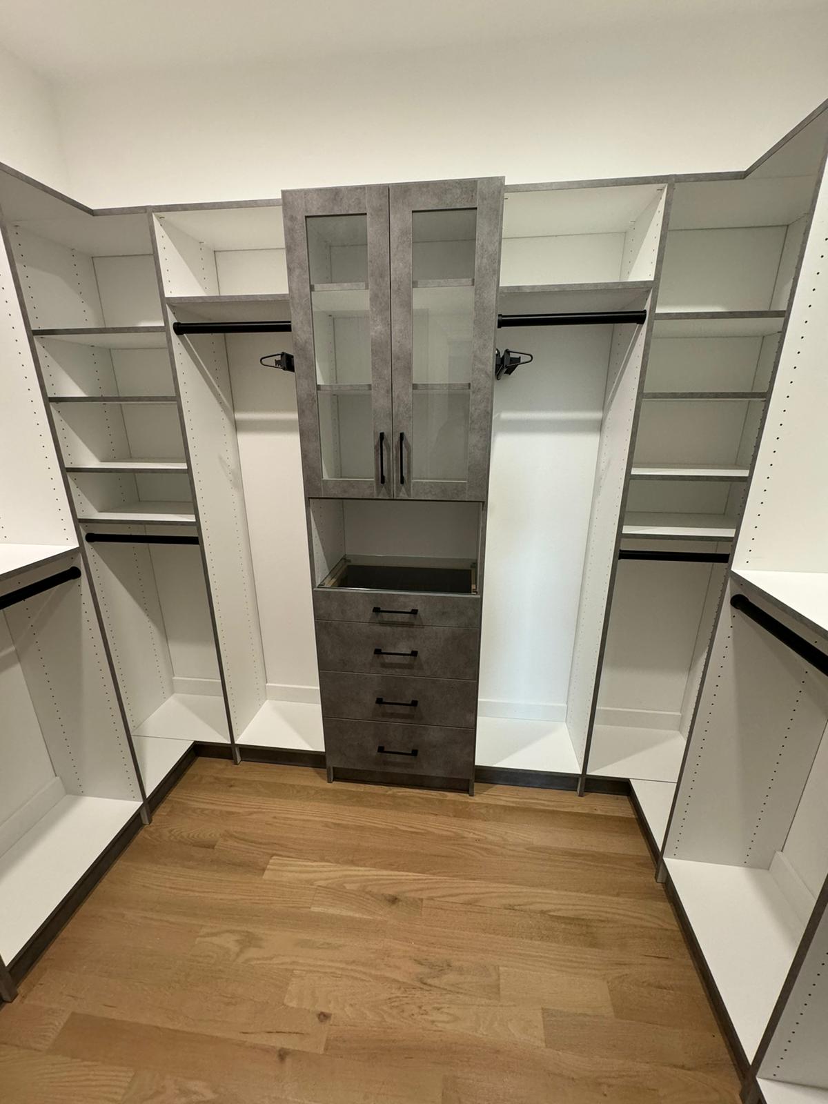 Organized storage solution with white systems and functional compartments